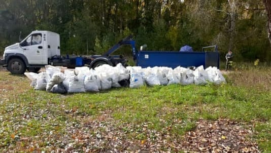 6 тонн отходов собрали волонтеры с берегов озер и рек